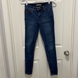 Levi’s 710 Super Skinny Jean